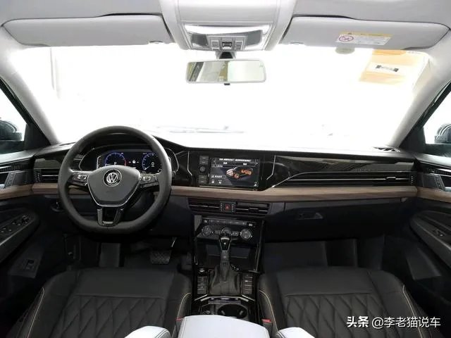 2019款380帕萨特轿车最高时速是多少公里?怎么样?