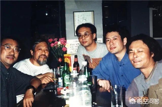 《成都》的小酒馆有什么历史吗?