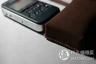 将复古进行到底 :SONY M10 & 原创手缝皮套