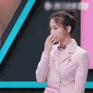 杨超越为什么会受人追捧?