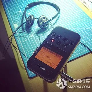 将复古进行到底 :SONY M10 & 原创手缝皮套