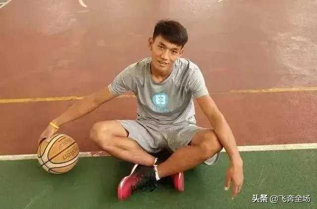 矣进宏参加选秀