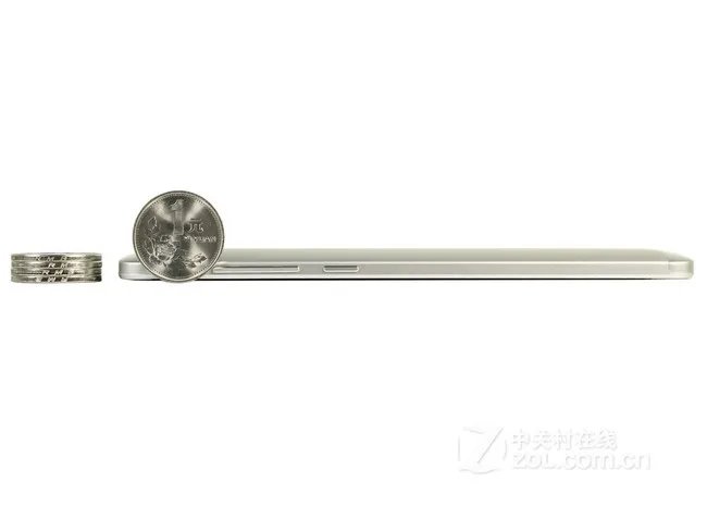 奇酷旗舰版游戏运行流畅 京东千瑞宏达手机专营店在售858元 (有赠品)