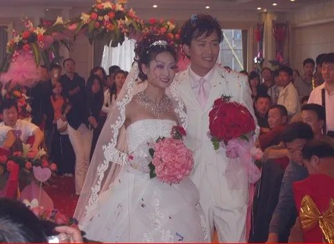 黄海冰老婆是谁？ 揭黄海冰与老婆闫妍婚恋过程