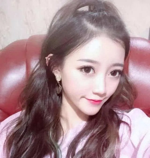 牌牌琦的老婆小伊伊怀孕上热搜了，现在热搜榜这么廉价吗？