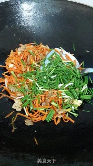红萝卜炒肉