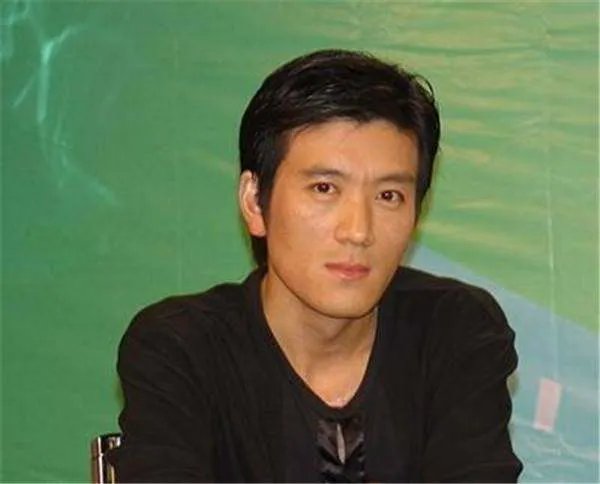 演员杨子的父亲是谁?年纪轻轻出任巨力集团的副总裁