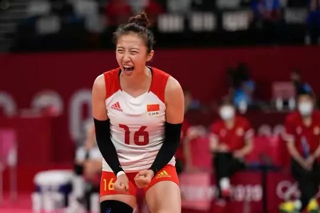 女排回国,老队员退役,郎导回北师大,巴黎奥运阵容会是什么样?