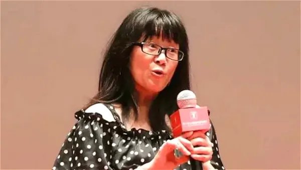 余秀华被家暴后分手,男方赔礼道歉,这二人最终为何还是分道扬镳了?