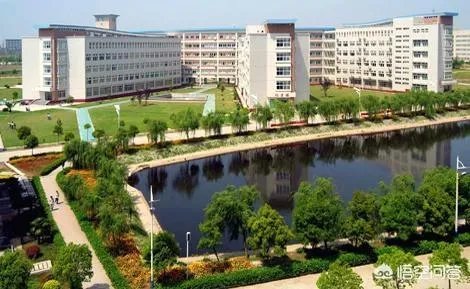 湖北黄冈师范学院是一所什么档次的师范类大学？