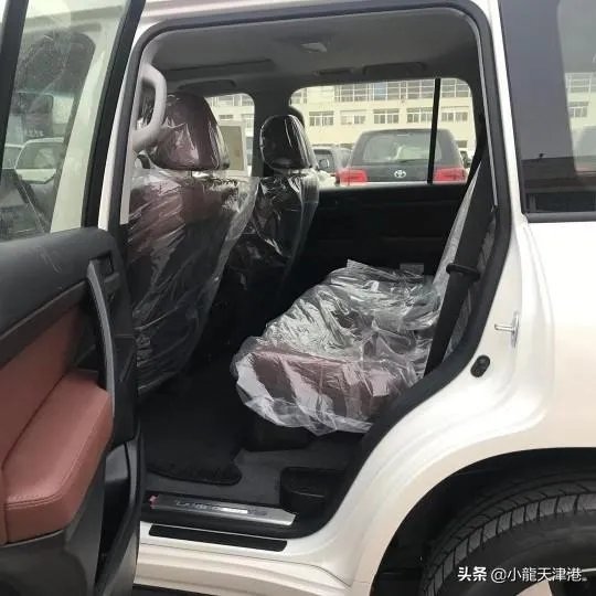 兰德酷路泽4600有多少款,价格多少?