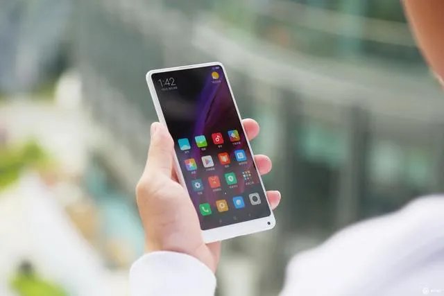 如何评价小米MIX 2 unibody全陶瓷版?