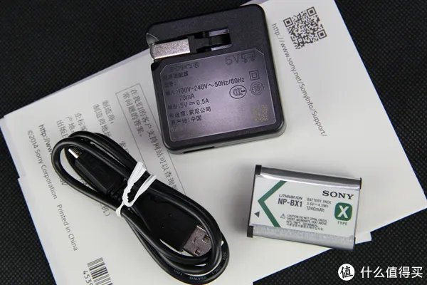 #晒单大赛#适合旅游街拍的口袋机:SONY 索尼 RX100m3 黑卡相机 评测