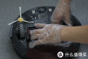 扫地机器人评测 | 最好的居然是两年前的旧款？