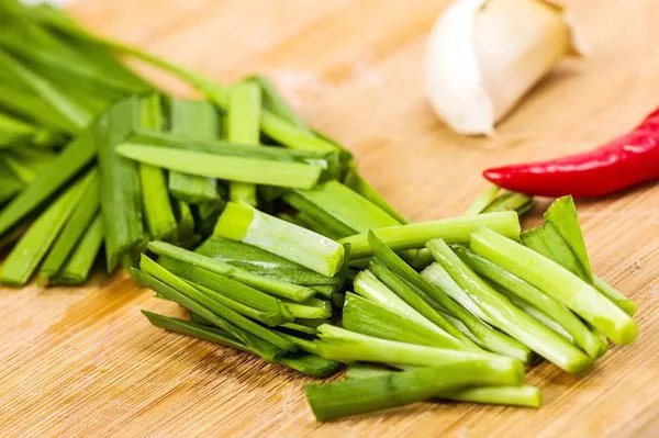 韭菜黄和什么一起炒