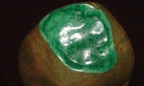 翡翠原石在哪里买？