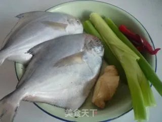 清蒸平鱼