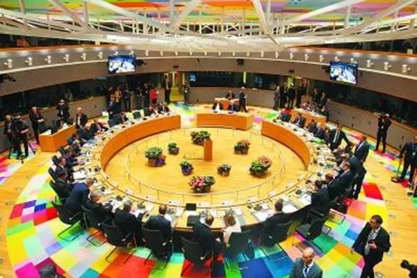 菲律宾一度和美国交好,为何后来美国放弃了菲律宾?