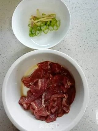 圆白菜炒肉