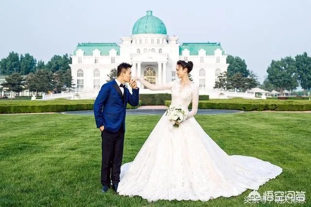 郎平用一句话致辞,含泪送惠若琪出嫁,你怎么看?