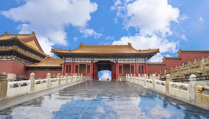 世界上最大的皇宫是什么宫 世界上最大的皇宫在哪里