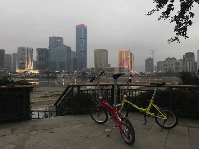 一个骑行爱好者一年能骑多少公里?骑行爱好者骑行过程中最在意的是什么?