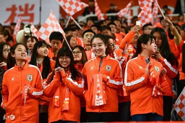 对鲁能来说,鲁能大球场好还是省体育场好?