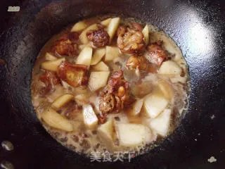 鸡肉炖土豆