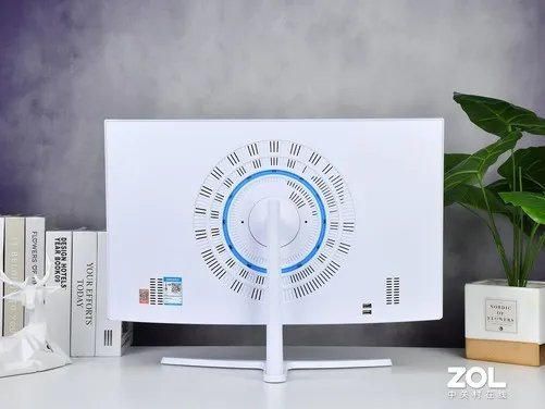 高颜值办公娱乐助手 台电T24一体机评测