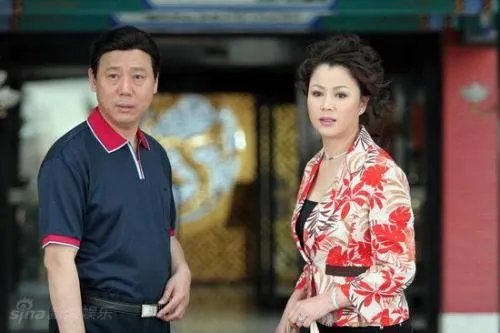 电视剧穷妈妈富妈妈中刘大伟的扮演者？