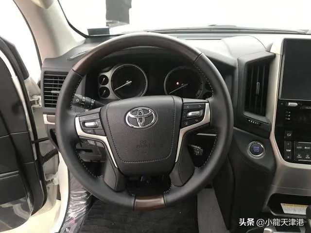 兰德酷路泽4600有多少款,价格多少?