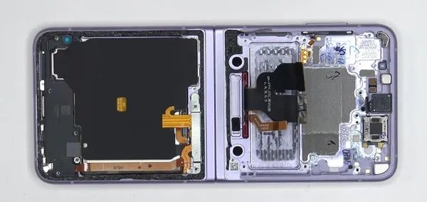 三星Galaxy Z Flip 3拆解:难以维修