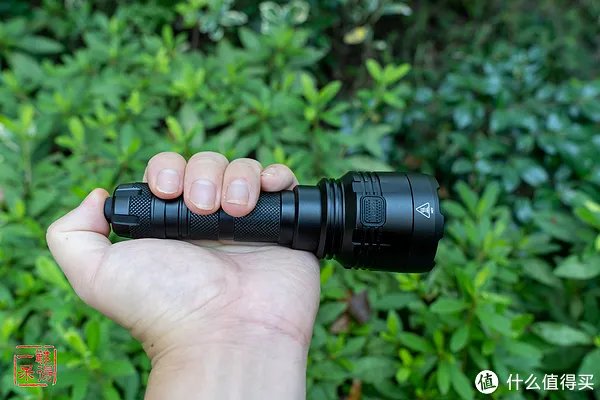 NITECORE 奈特科尔 NEW P30 新世代21700强光远射手电