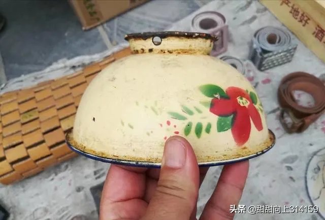 你还记得小时候玩过的铁皮玩具吗,有哪些印象?