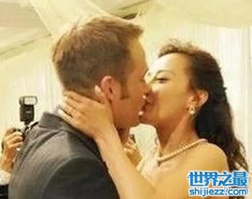 殷秀梅老公是谁,离婚后嫁给法国贵族菲利浦