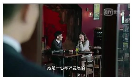 贾衣玫离开公司后，罗伊人会进到郑秋冬的公司吗？