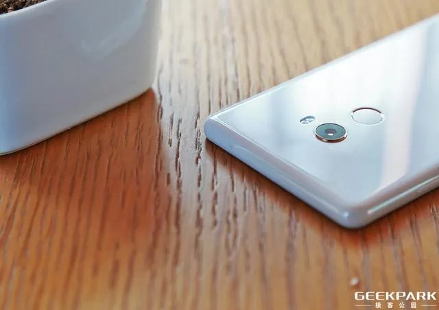 如何评价小米MIX 2 unibody全陶瓷版?