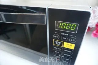 微波炉版嫩滑鸡蛋羹