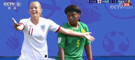 BBC解说员批评中国裁判秦亮:执法糟糕,失去了对比赛的控制,你怎么看?