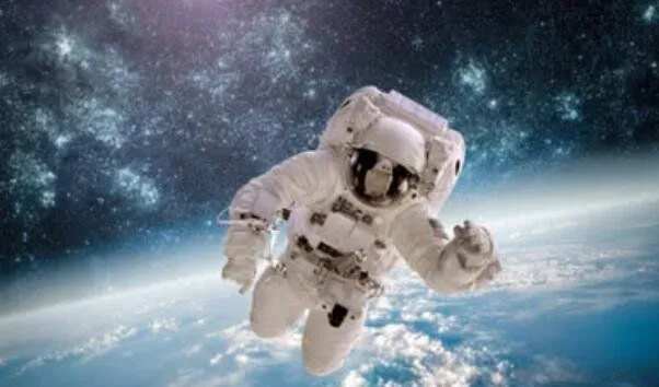 太空浮尸事件图片 不会腐烂把尸体带回地球