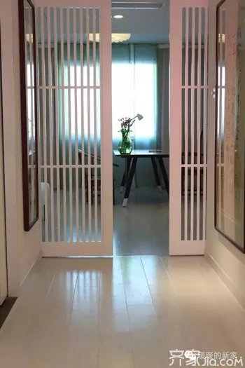 陈爱莲“办公室里的家”变身花园洋房