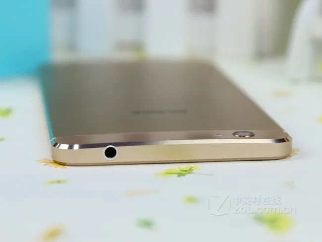 金立 S6 Pro 4GB+64GB GN9012 耀金运行流畅 京东售价1299元