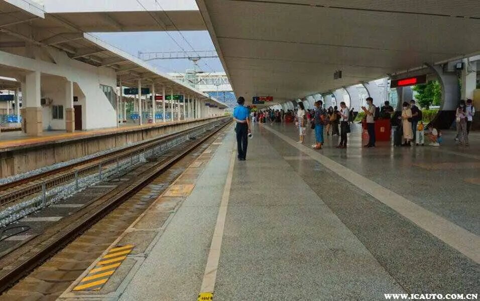 桂林有几个高铁站