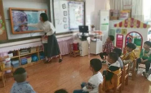 幼儿园大班《红星歌》教案