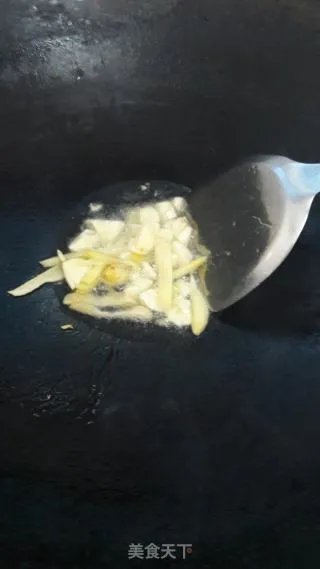 红萝卜炒肉