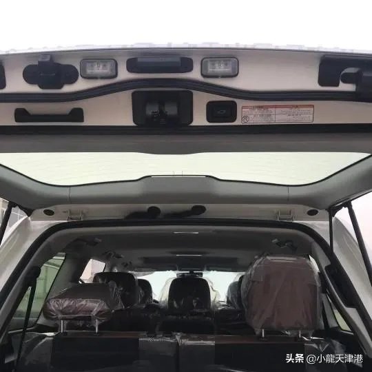 兰德酷路泽4600有多少款,价格多少?