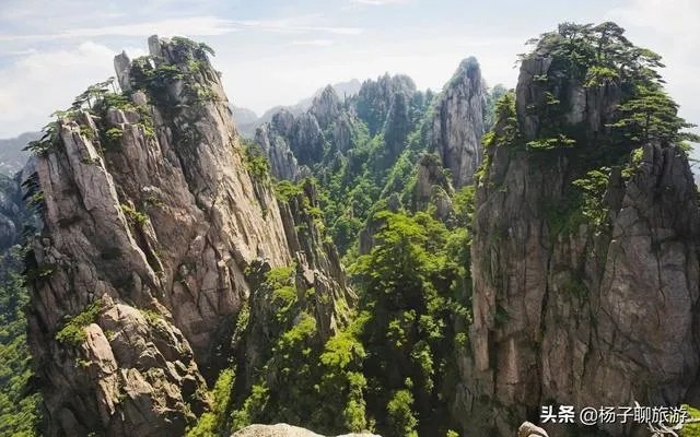 黄山三日游旅游攻略。尽量详细一些，谢谢？