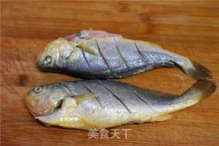 酥炸黄花鱼