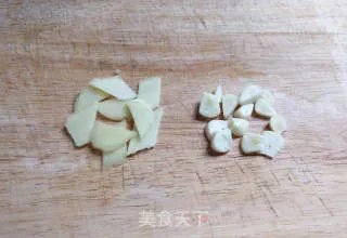 黄瓜炒肉片