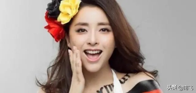 黄小蕾是谁？